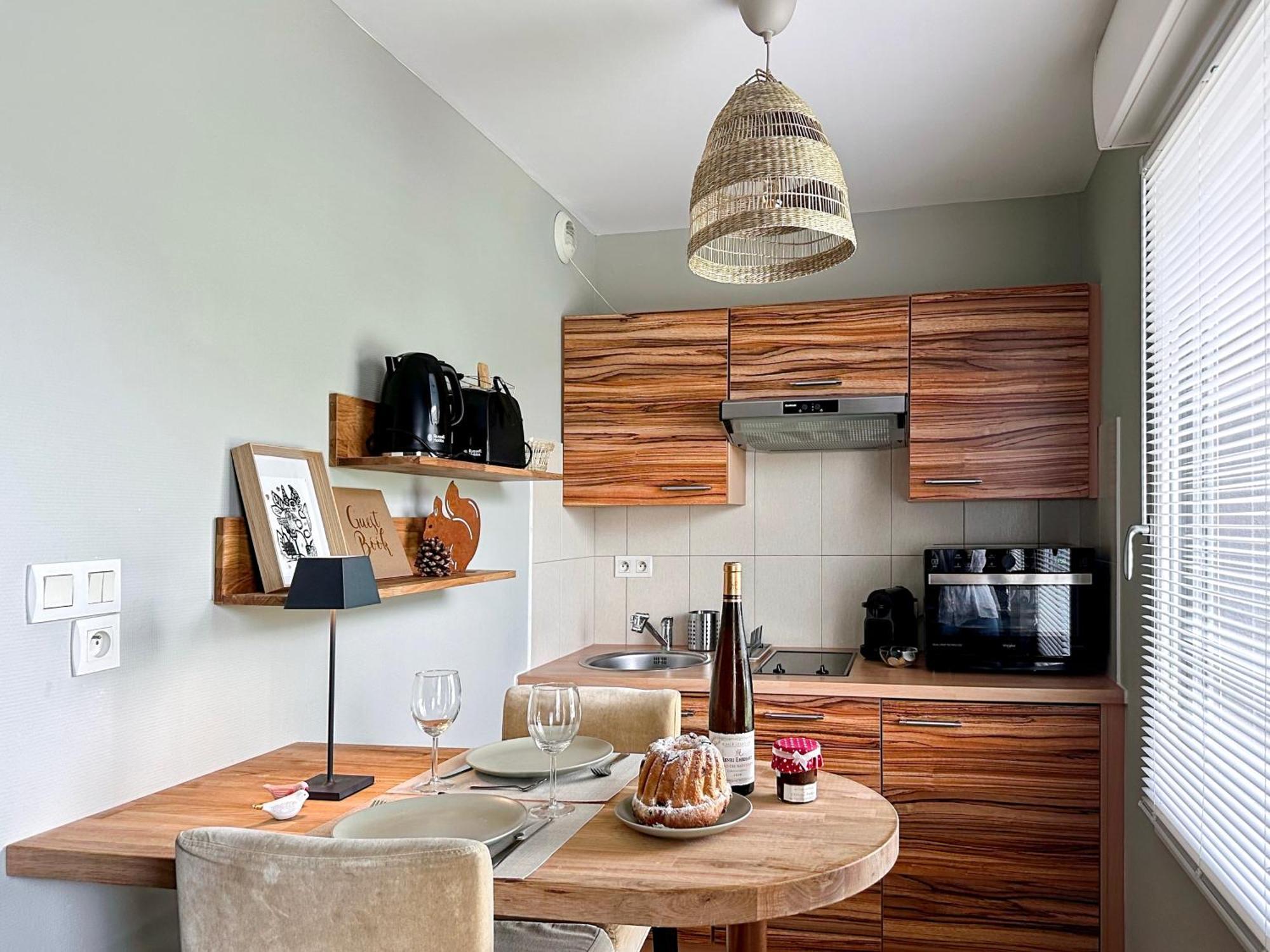 Charmant Studio Avec Parking Eguisheim Kültér fotó