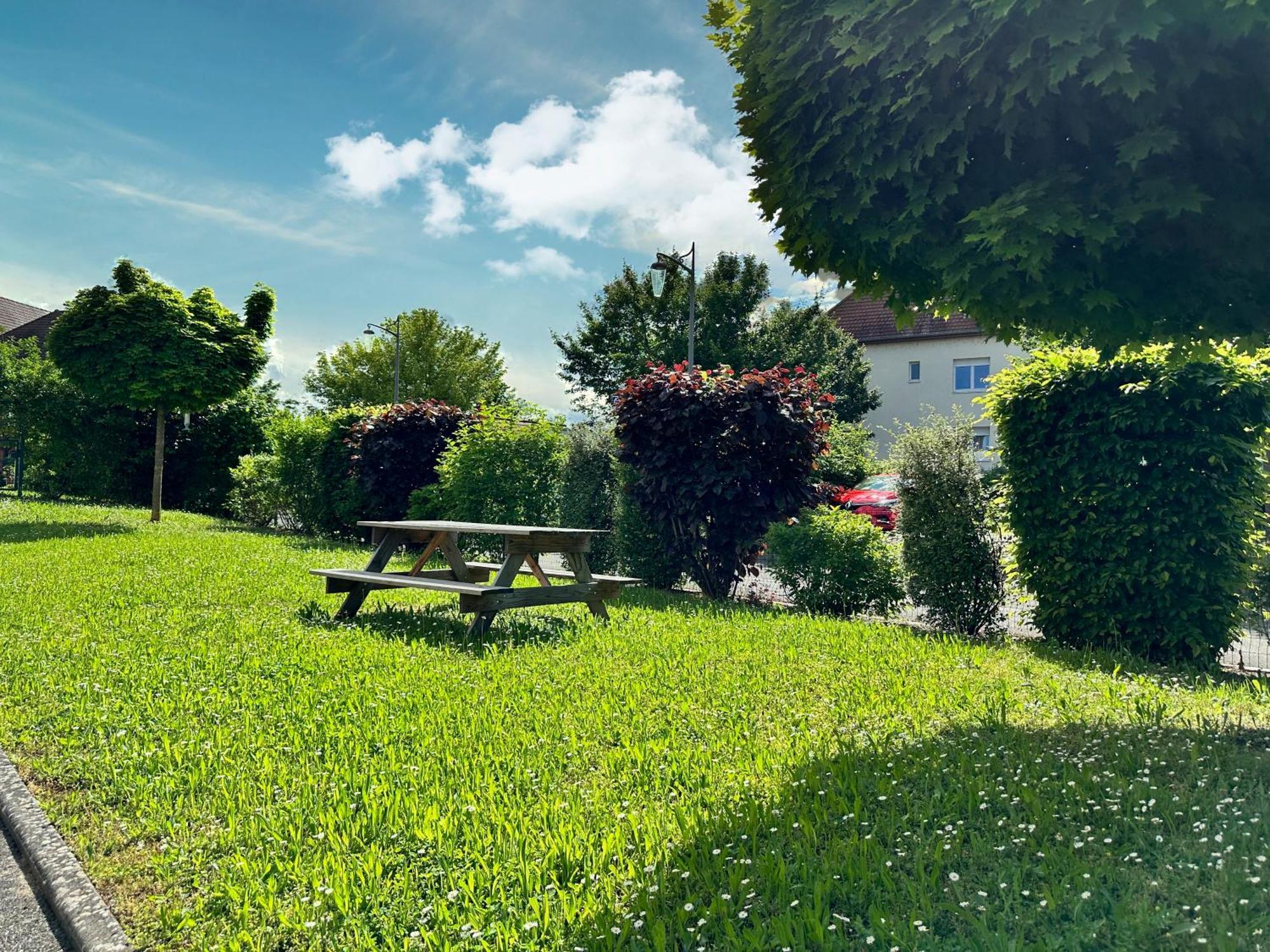Charmant Studio Avec Parking Eguisheim Kültér fotó